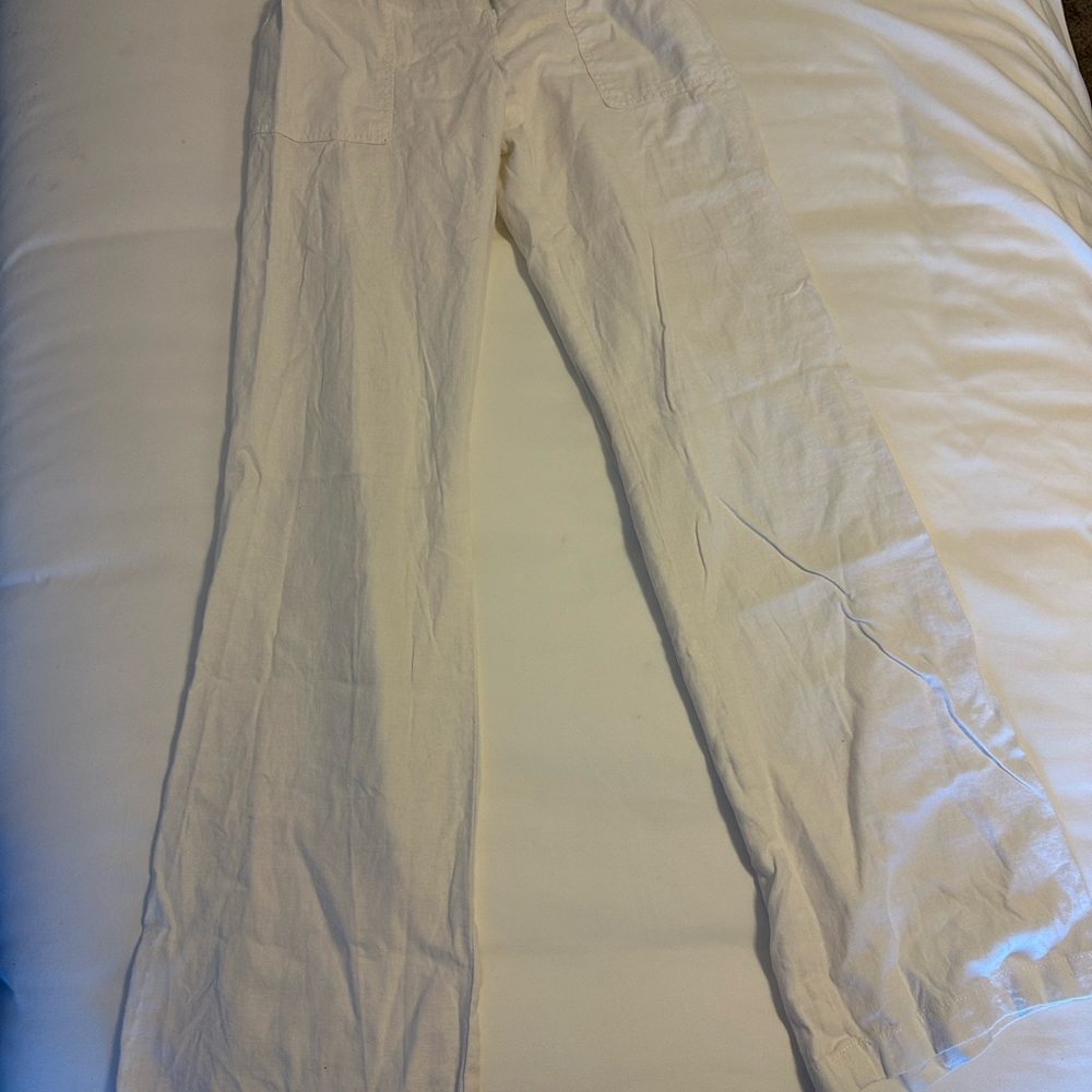 New Without Tags - Motherhood Maternity White Pants